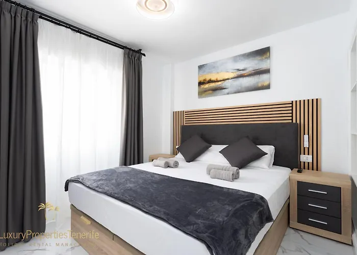 Iris Costa Adeje (Tenerife)