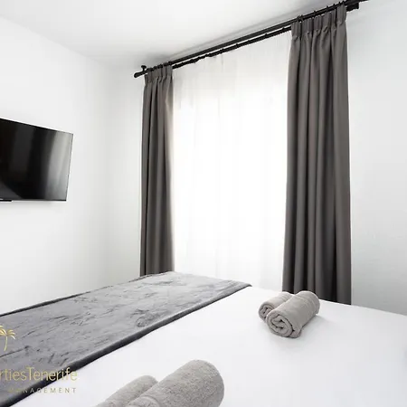Iris Apartment